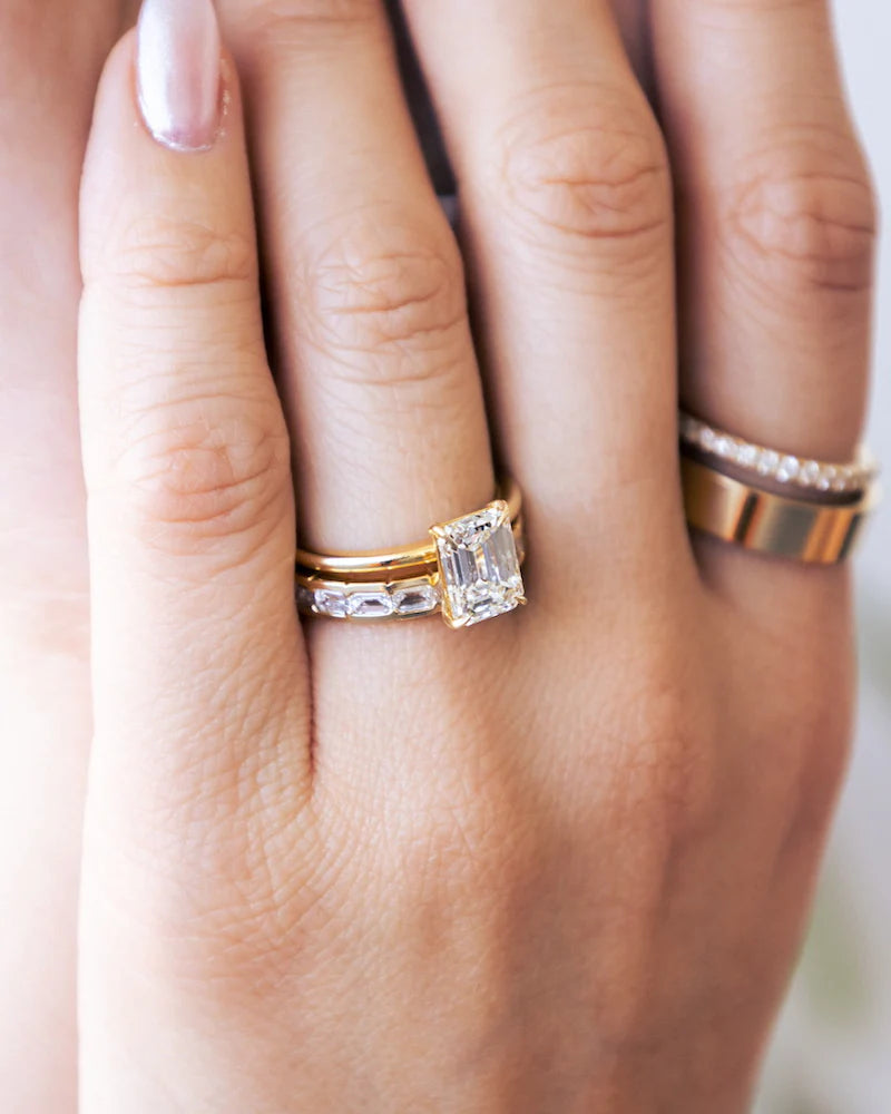 A Gold or Diamond Ring, Which is Best?